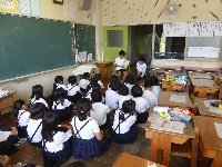 図書委員会読み聞かせ１
