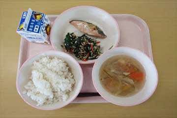 給食２