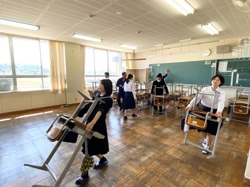 so9