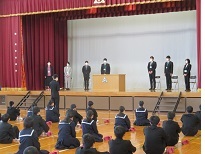 着任式