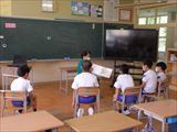 ６月本の読み聞かせ３