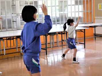 dance3