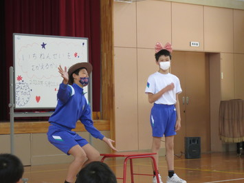 変な芸人
