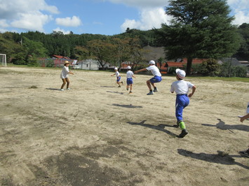 中学年のなわとび