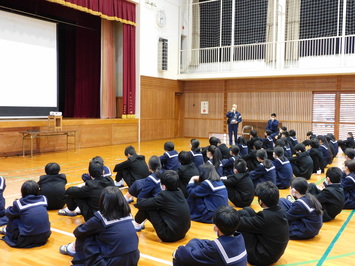 交通安全教室の様子1