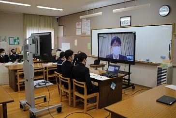 いじめ問題子供サミットの様子