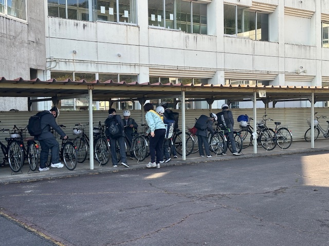 自転車小屋