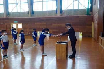 学校賞の表彰です。