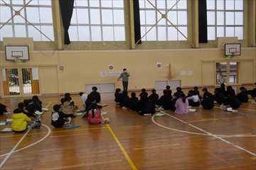 はじめの会の様子です。