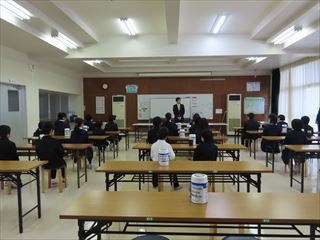 2学期の終業式をおこないました。