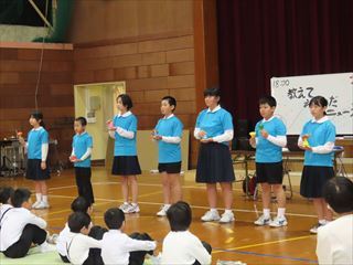 5.6年生の発表の様子です。