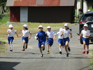 １から3年生の様子です。