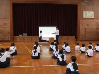 7月の全校朝礼がありました。