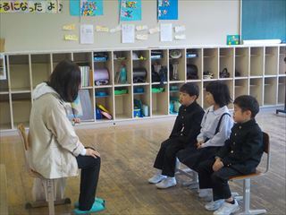 読み語りがありました。
