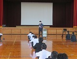 学年集会の様子です