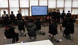 1年生による学校生活の説明の様子です