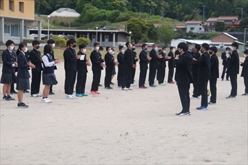 選手と応援団