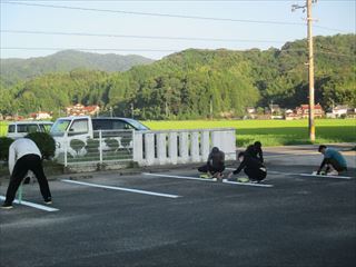 駐車場のライン引き