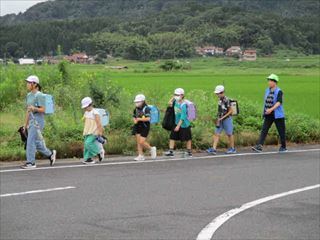 神庭岩船方面からの登校