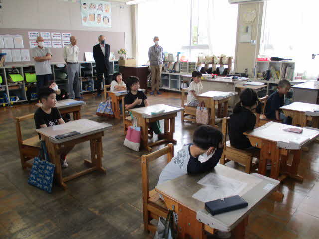 １・２年生教室