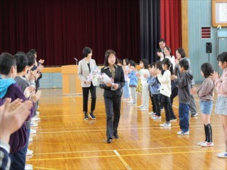 離任式