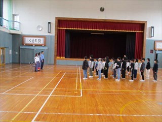 ３人の警察の方