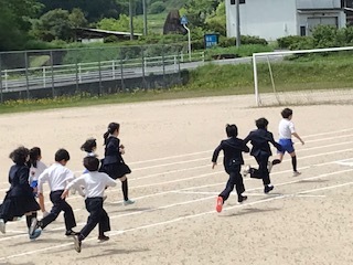 中休みスポーツの様子