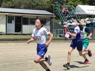 全女800ｍの様子