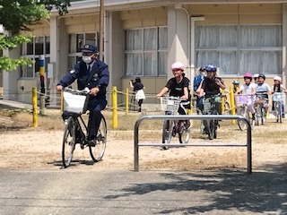 高学年は外へ