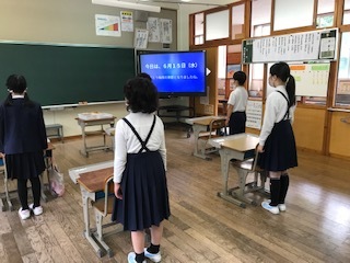 中学年の朝礼