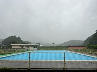 雨の井尻