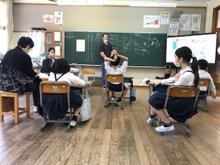 中学年英語活動