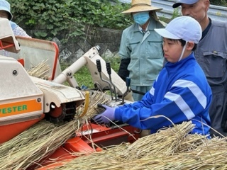 脱穀機1