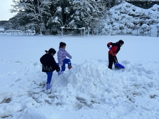 中休みの雪遊び2