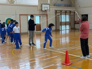 縄跳び1