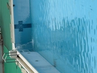 プールの水だし