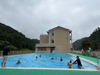 プール1