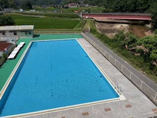 プールと伯太川工事