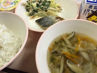 今日の給食です