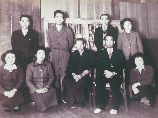 昭和22年当時の井尻小学校教職員