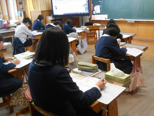 授業の様子３