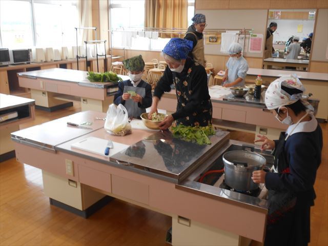 活動の様子２
