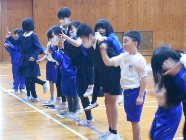 活動の様子４