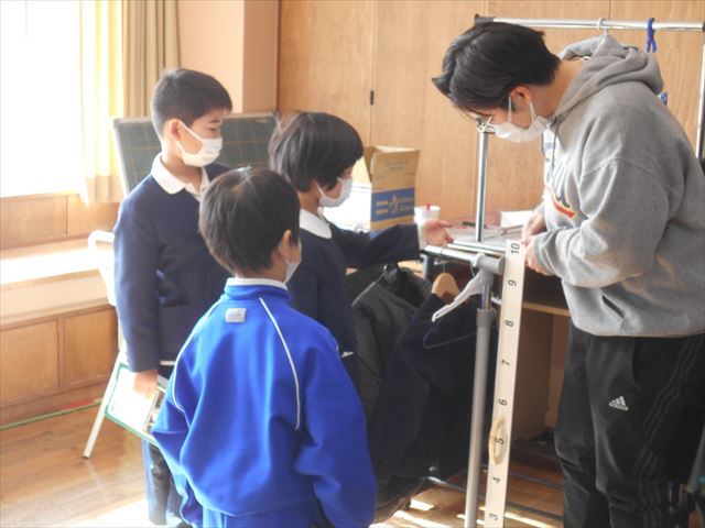 活動の様子２