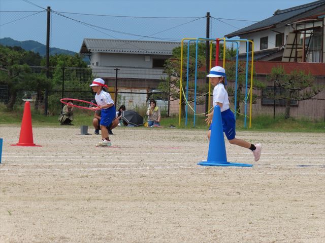 なかよくつないでレッツゴー２