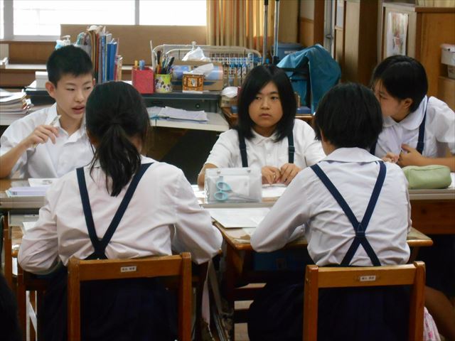 活動の様子２