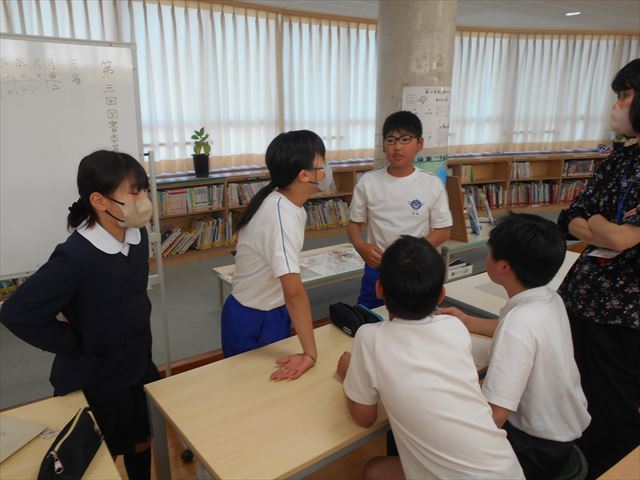図書委員会の様子