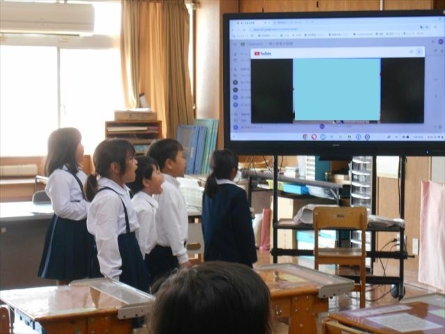 活動の様子３