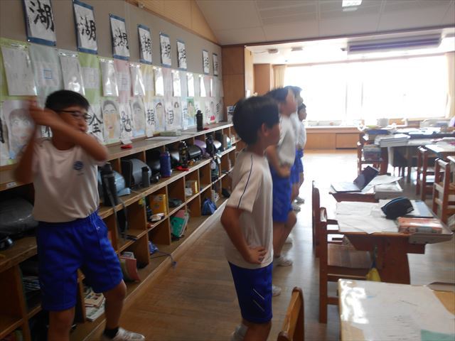 6年生の学活の様子２