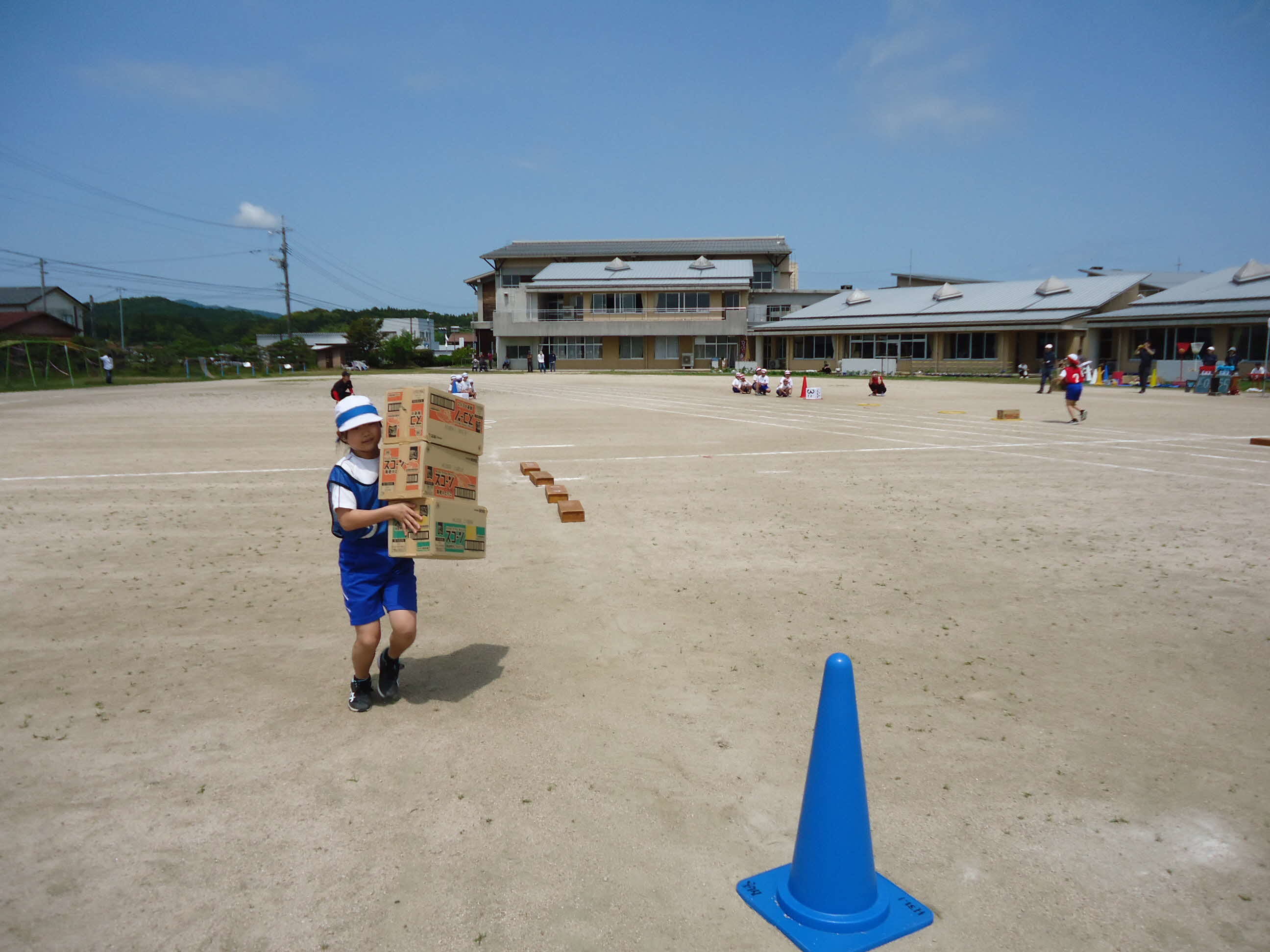 3・4年学年種目の様子
